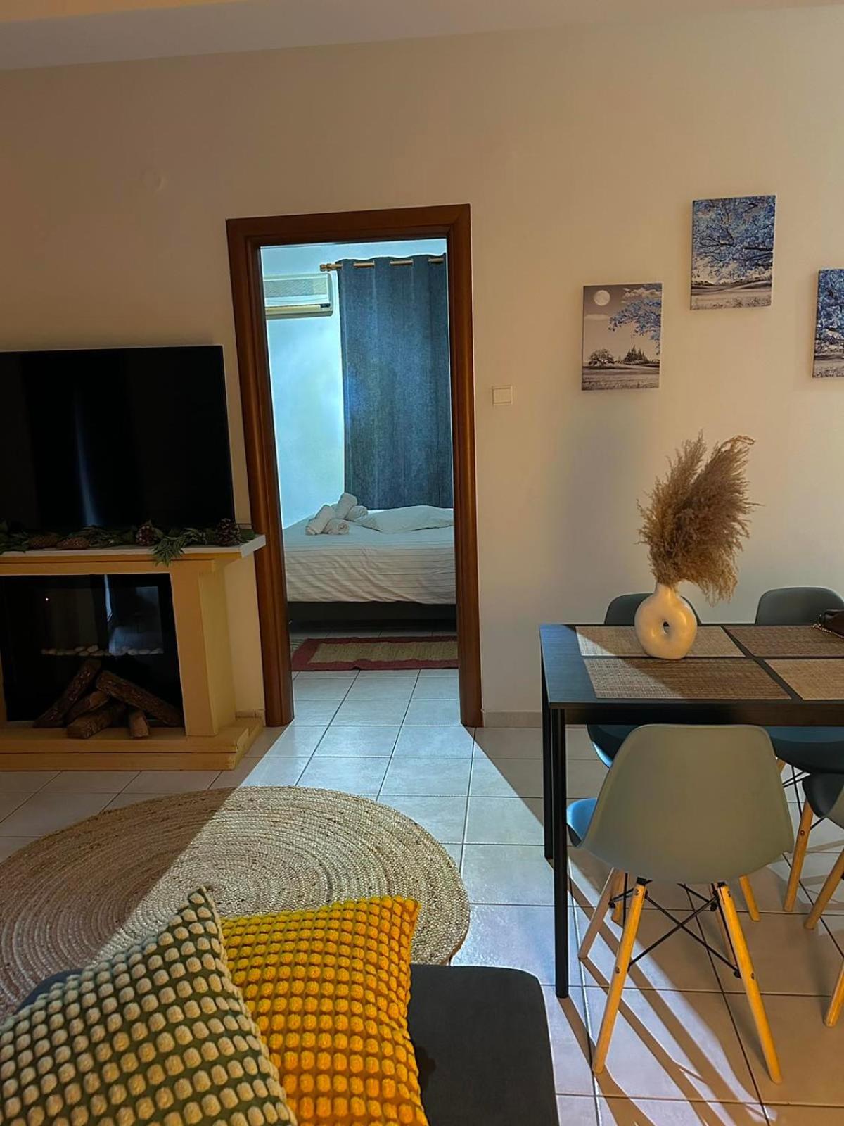Gk Suites-Constantin View , Auto Check-In 24H Larissa Bagian luar foto